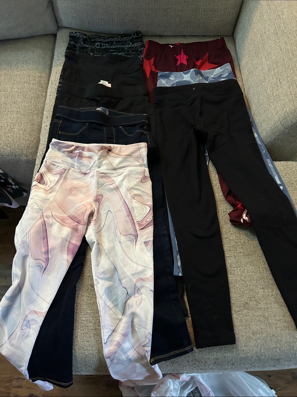 Bundle of girls leggings-8 pairs
